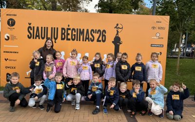 1a klasės mokiniai – Šiaulių miesto 790-ojo gimtadienio bėgime.