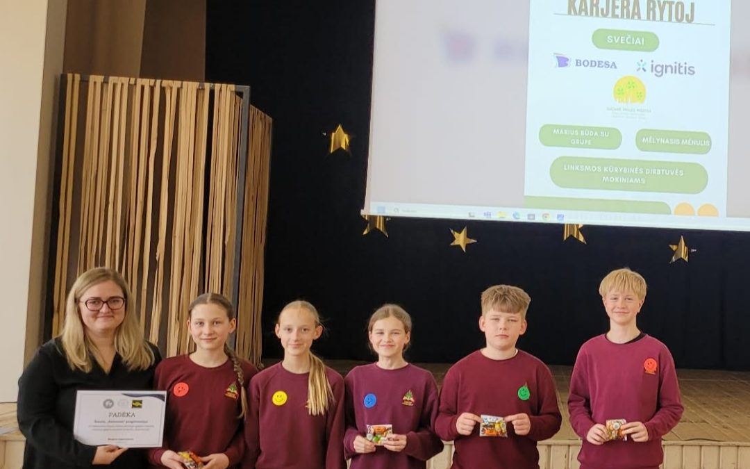 5b klasės mokiniai renginyje „Karjera rytoj“
