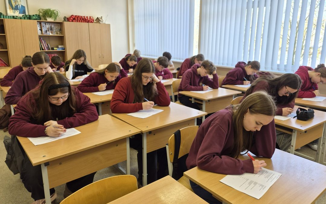 Šiaulių „Romuvos“ progimnazijoje išrinkti jaunieji istorijos žinovai 