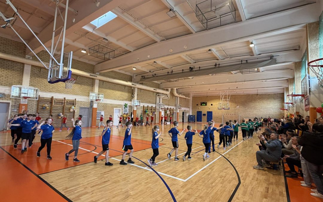Antrokų sporto šventė – kupina judesio, džiaugsmo ir bendrystės