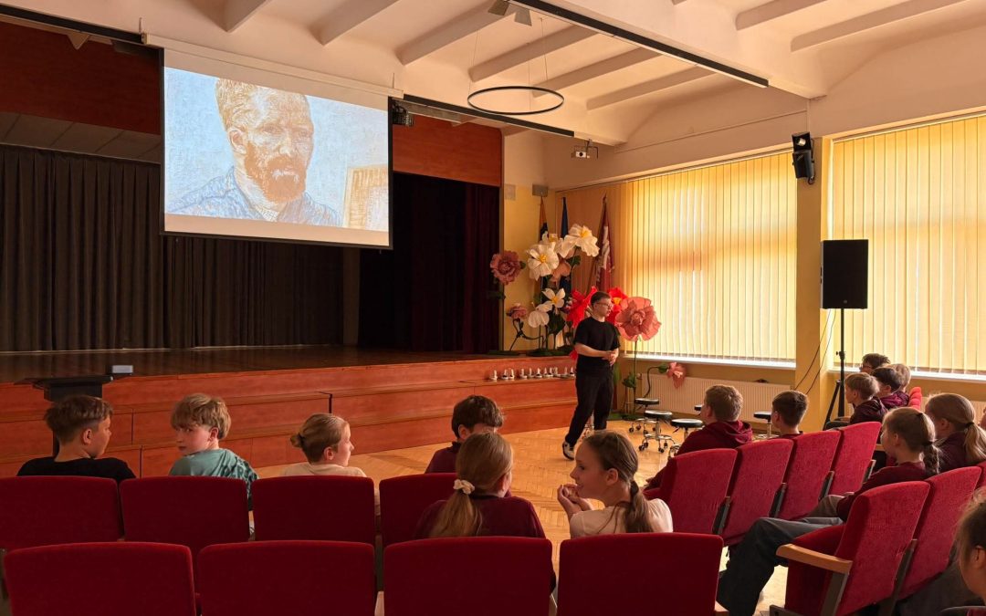 Edukacija „Žvaigždėta naktis“ apie Vincentą Van Gogą mūsų mokykloje