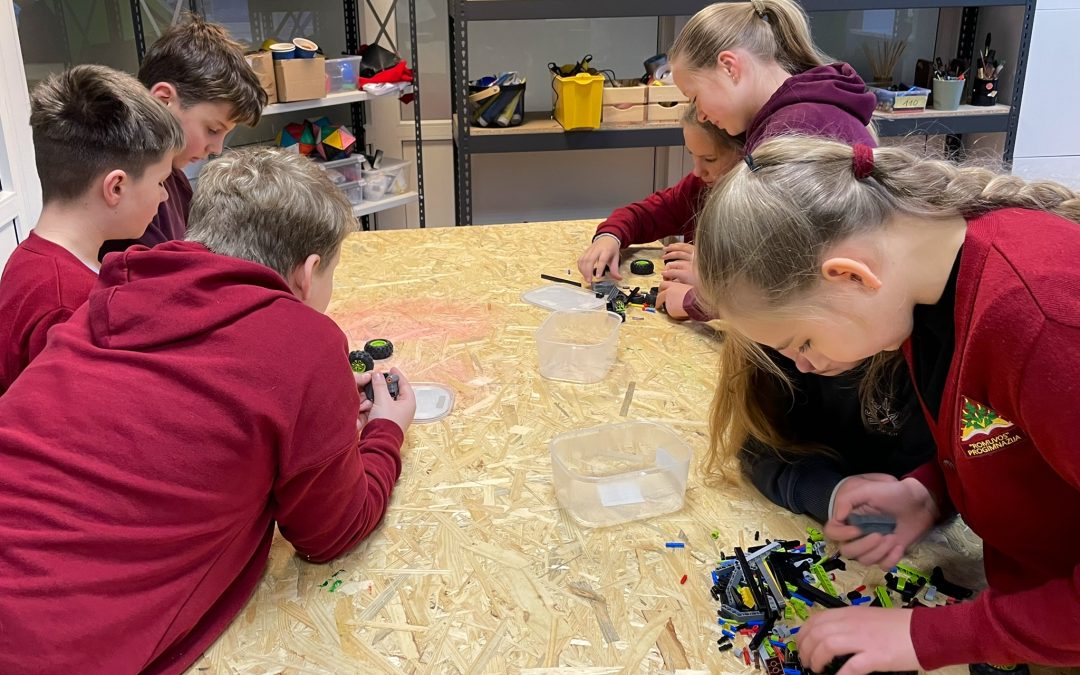 4a klasės mokiniai lankėsi Šiaulių techninės kūrybos centre