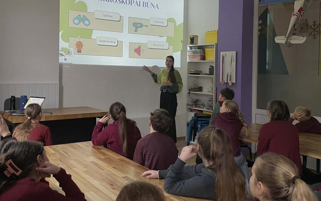 4a klasės mokiniai lankėsi Šiaulių techninės kūrybos centre