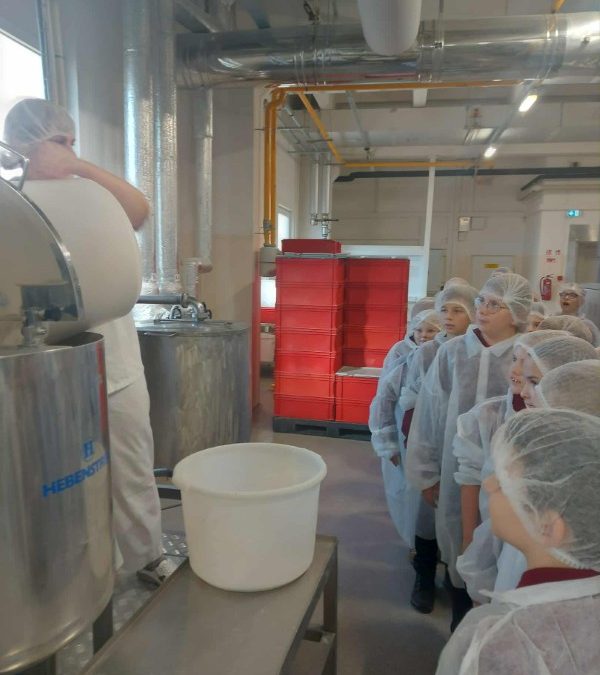 Trečiokai lankėsi Vilniaus „Pergalės“ fabrike