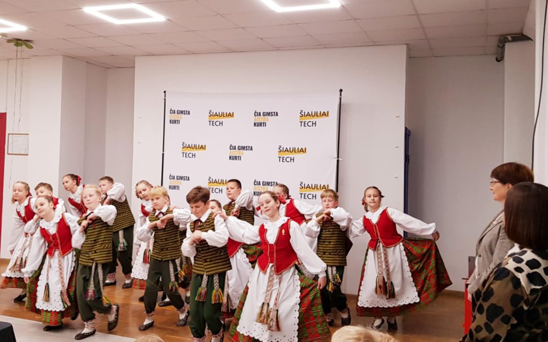 „Kodėl plaukia laivai?“ – kūrybiška kelionė į inžinerijos pasaulį